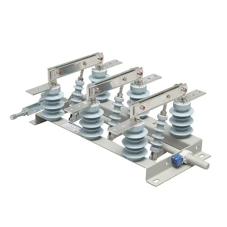 GN19 indoor disconnector reference showing contact blades and gray insulating supports